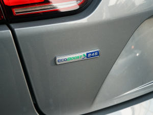 2022EcoBoost 245 Lа ^
