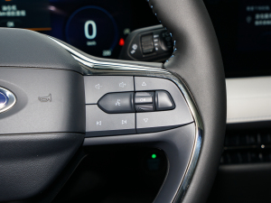 2022EcoBoost 245 Lа п؅^