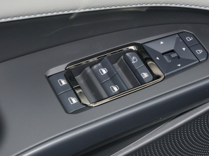 2022EcoBoost 245 Lа п؅^