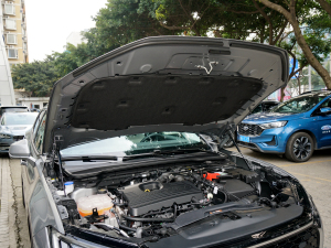 2022款EcoBoost 245 风尚版 发动机舱隔音棉