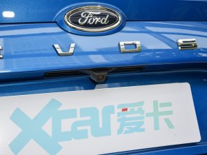 2022Ŀ EcoBoost 245 ST-Line ^