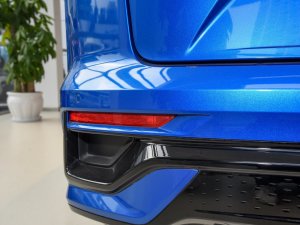 2022Ŀ EcoBoost 245 ST-Line (ji)^