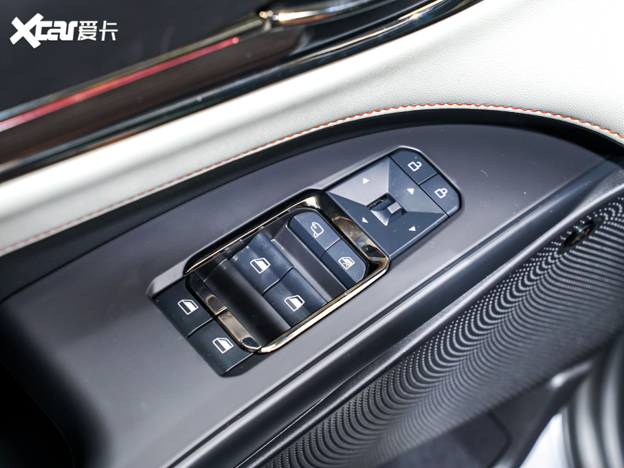 2022ɵϚW EcoBoost 245 