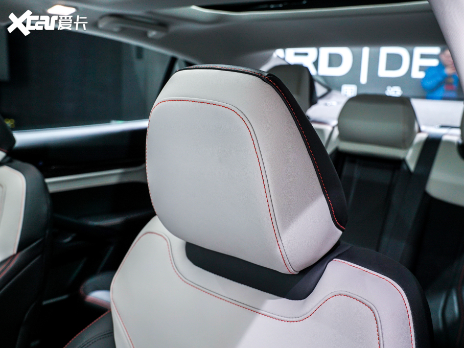 2022ɵϚW EcoBoost 245 