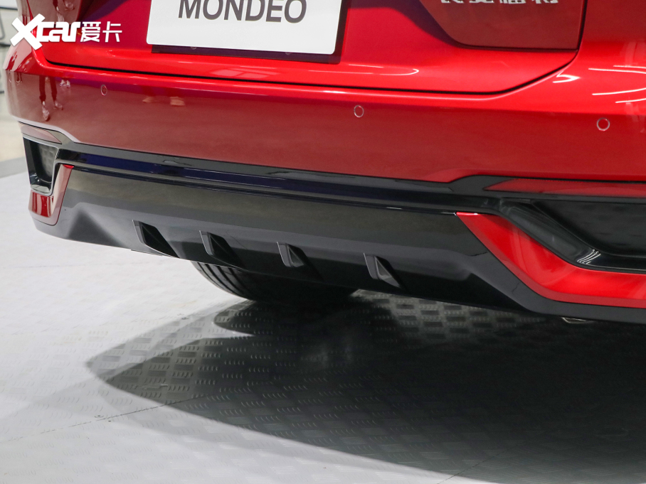 2022ɵϚW EcoBoost 245 ST-Line