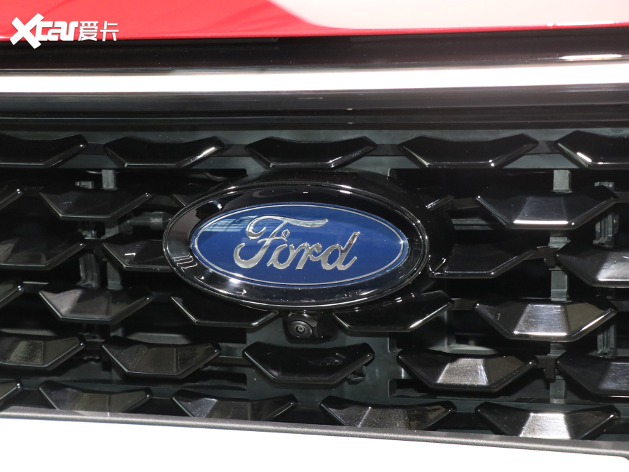 2022ɵϚW EcoBoost 245 ST-Line