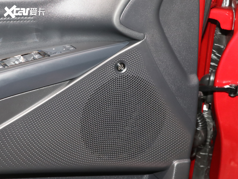 2022ɵϚW EcoBoost 245 ST-Line