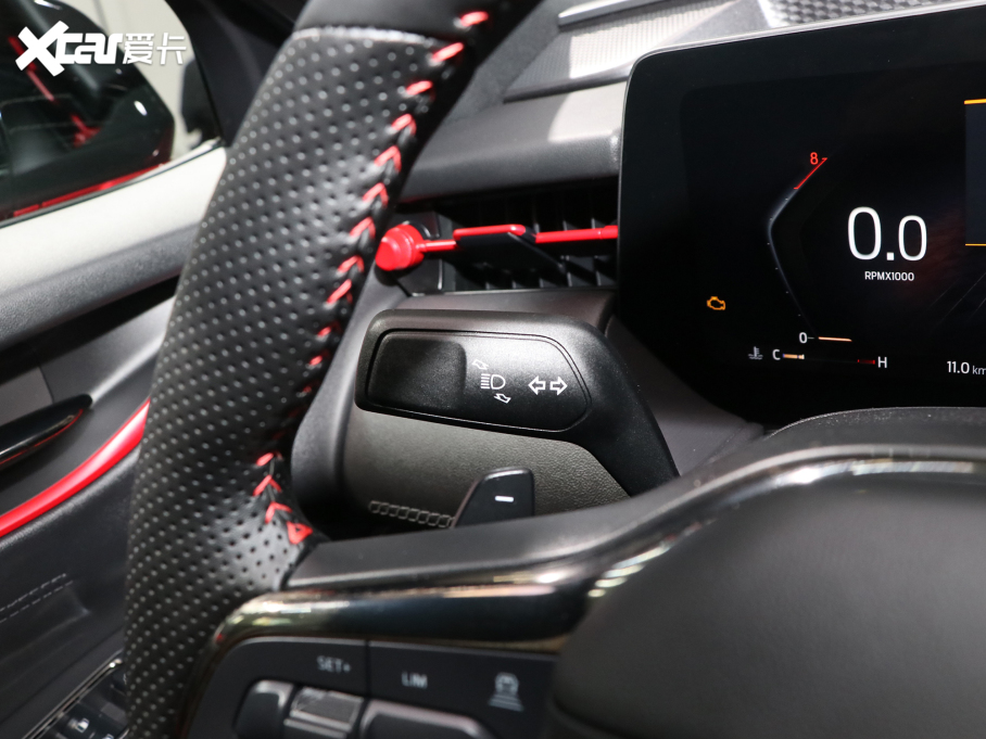 2022ɵϚW EcoBoost 245 ST-Line