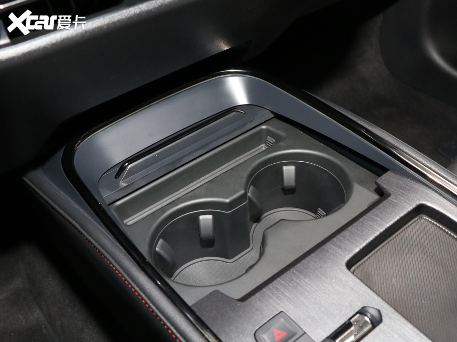 2022ɵϚW EcoBoost 245 ST-Line