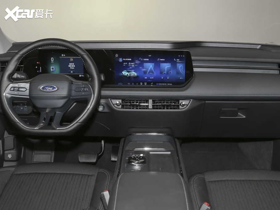 2022ɵϚW EcoBoost 245 r