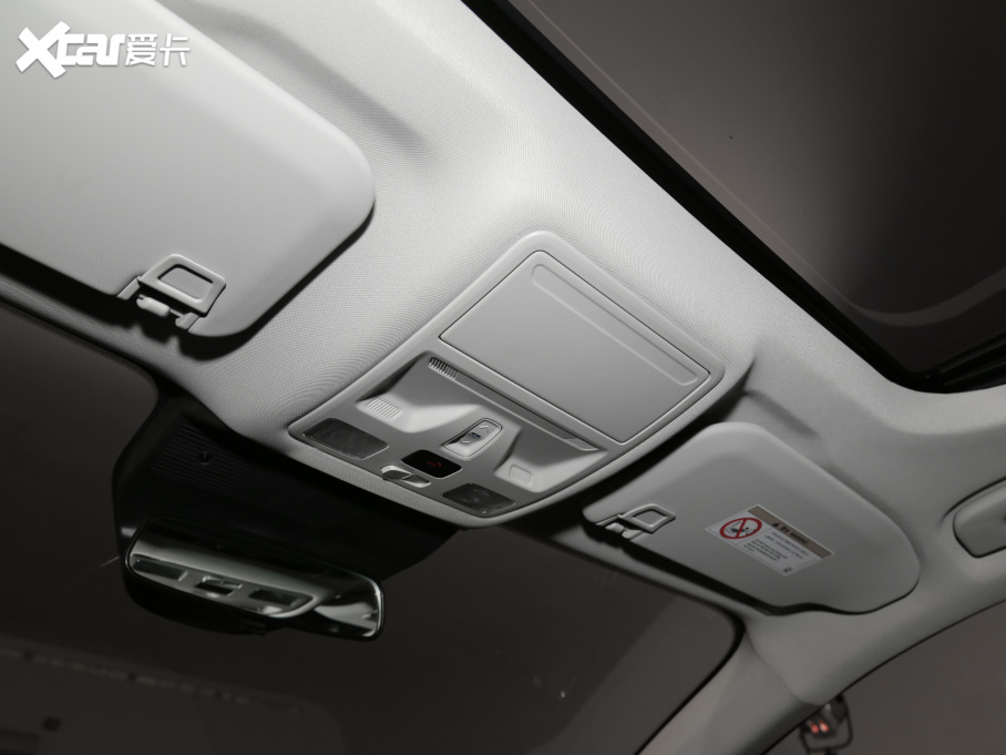 2022ɵϚW EcoBoost 245 r