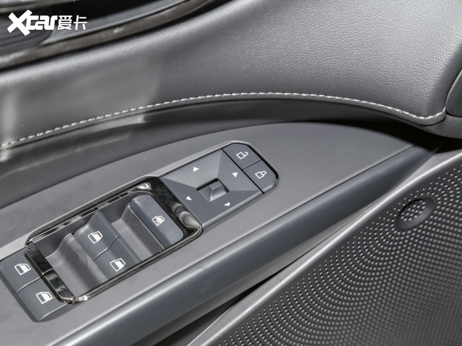 2022ɵϚW EcoBoost 245 r(sh)