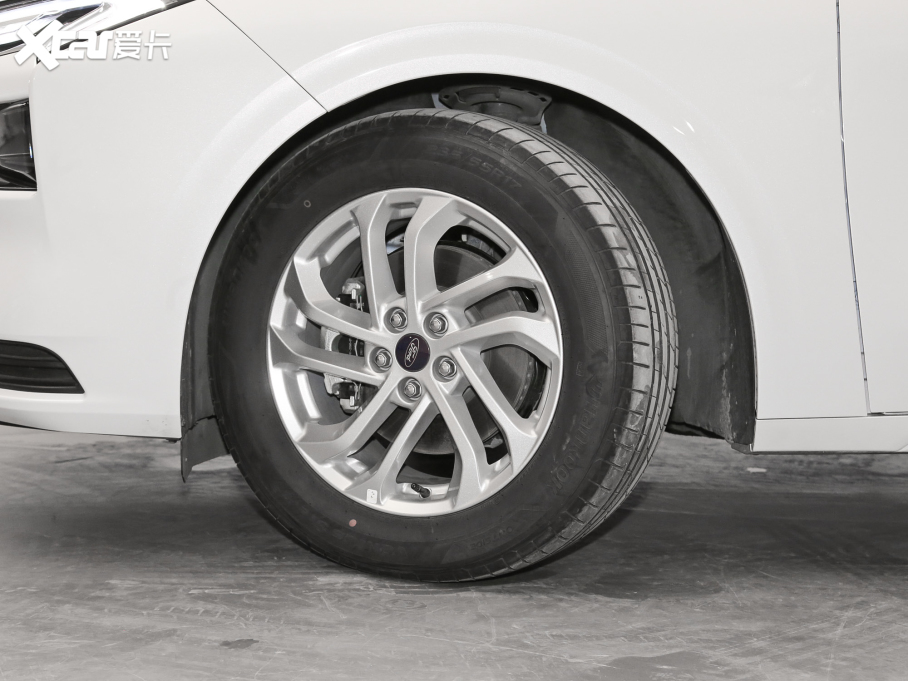 2022ɵϚW EcoBoost 245 r(sh)