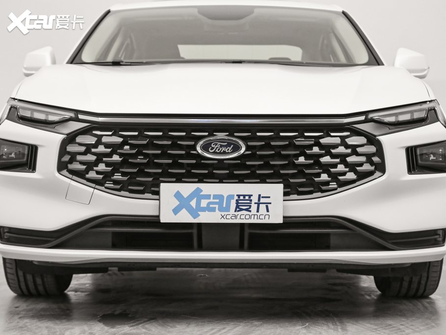 2022ɵϚW EcoBoost 245 r