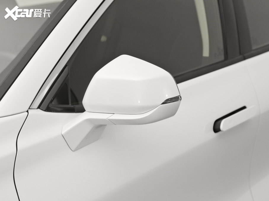 2022ɵϚW EcoBoost 245 r