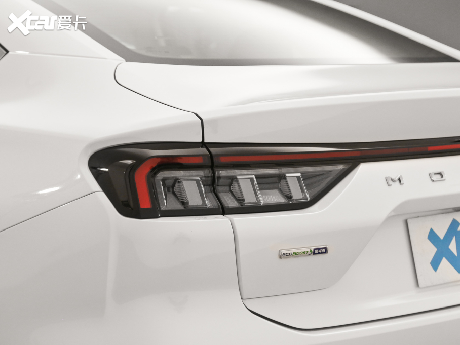 2022ɵϚW EcoBoost 245 r