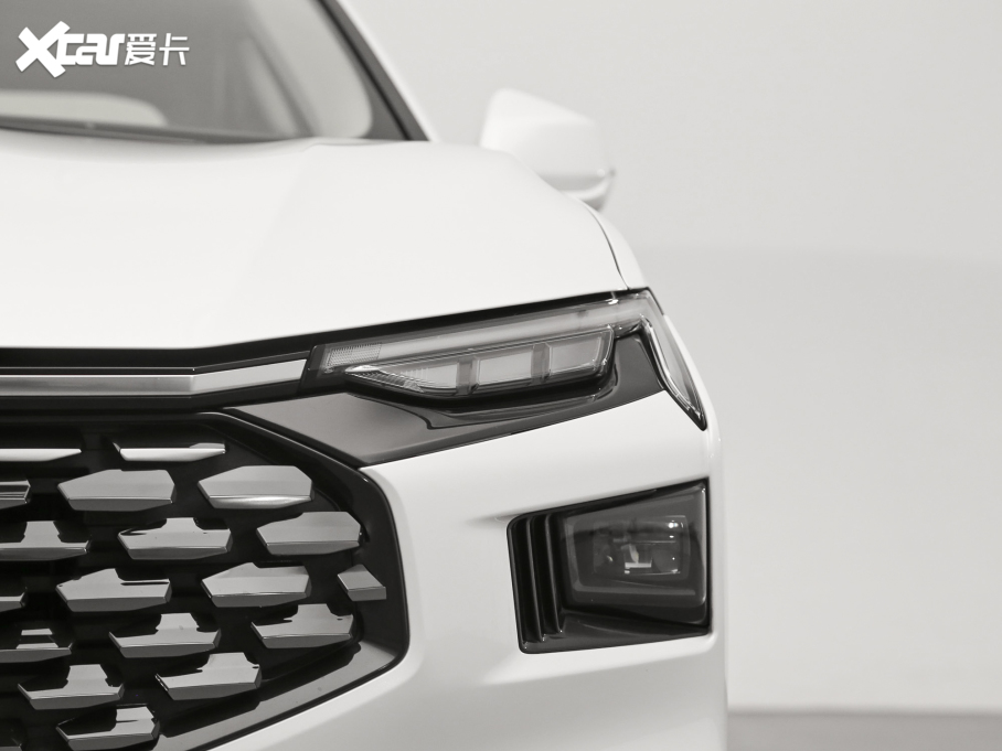 2022ɵϚW EcoBoost 245 r