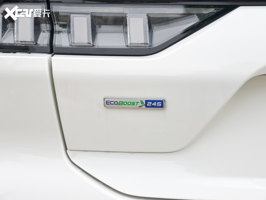 2022ɵϚW EcoBoost 245 A