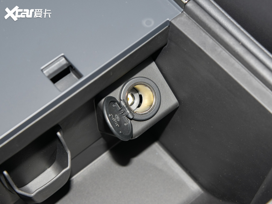 2022ɵϚW EcoBoost 245 A