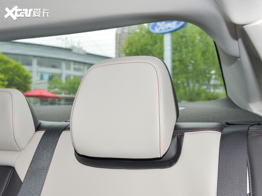 2022ɵϚW EcoBoost 245 A