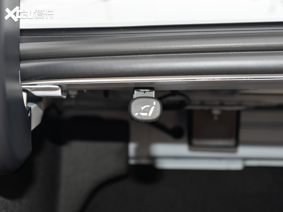 2022ɵϚW EcoBoost 245 A