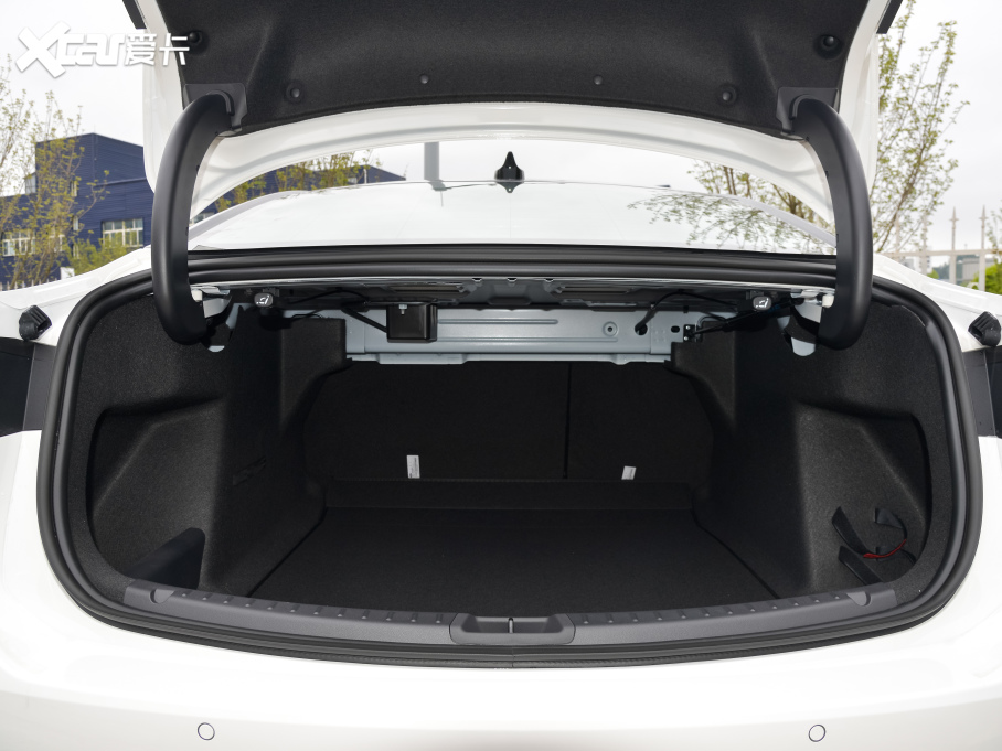 2022ɵϚW EcoBoost 245 A