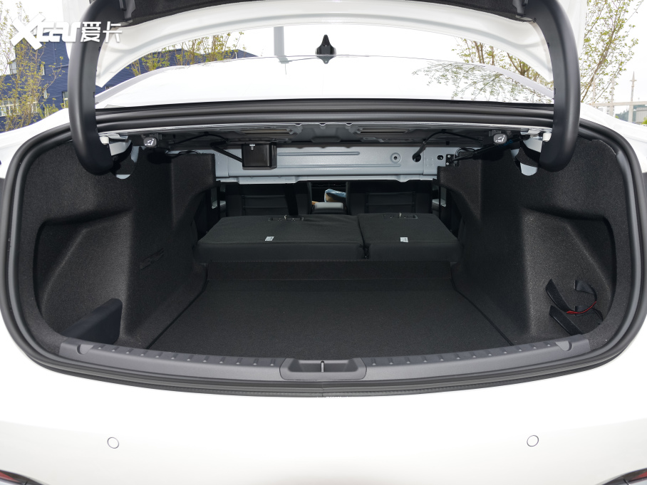 2022ɵϚW EcoBoost 245 A