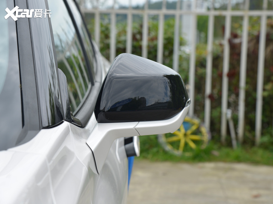 2022ɵϚW Ŀ EcoBoost 245 ST-Line