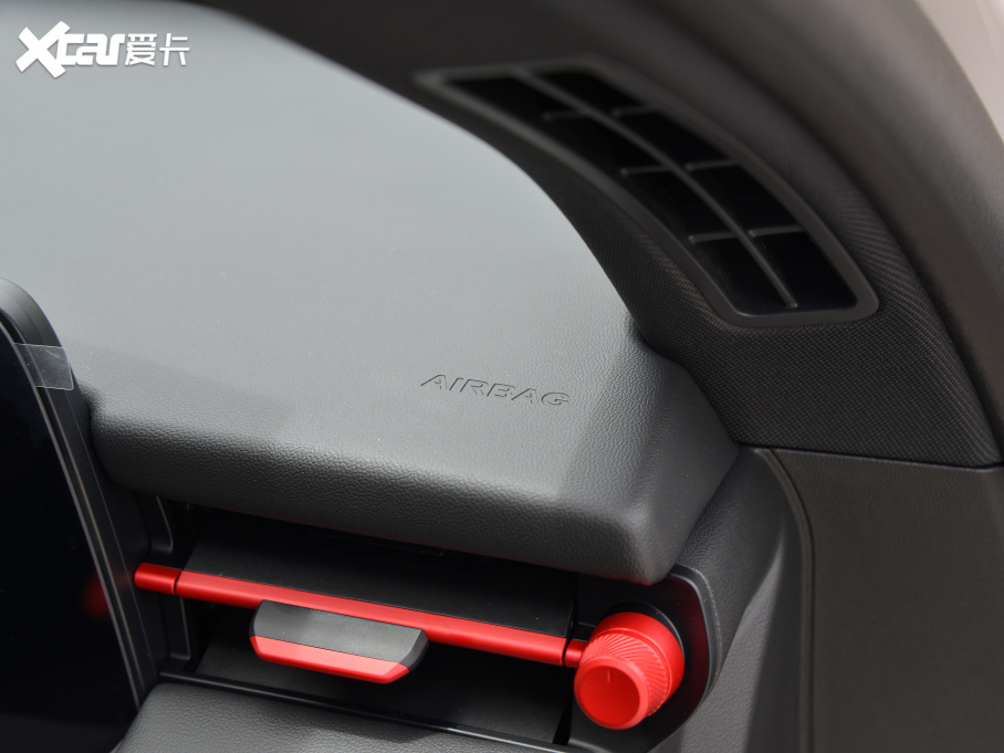 2022ɵϚW Ŀ EcoBoost 245 ST-Line