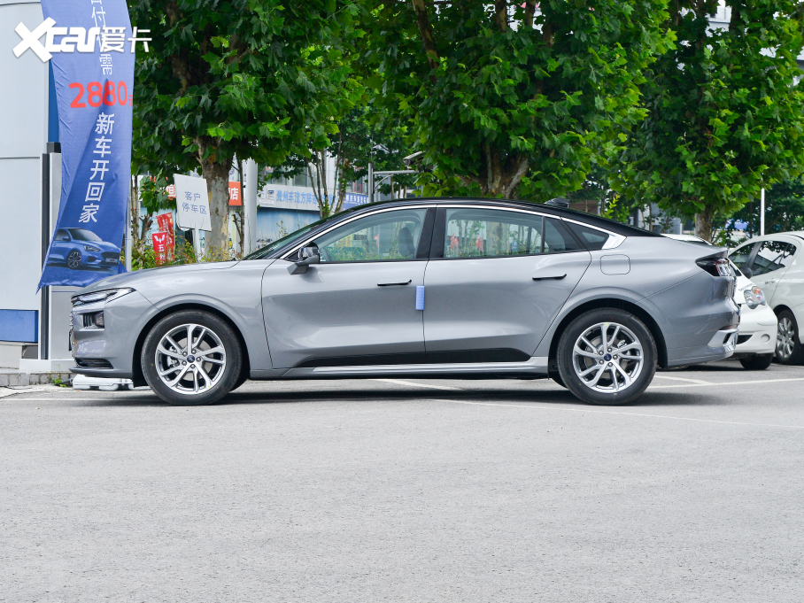 2022ɵϚW Ŀ EcoBoost 245 A 