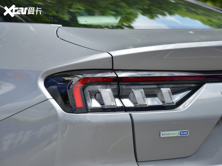 2022ɵϚW Ŀ EcoBoost 245 A 