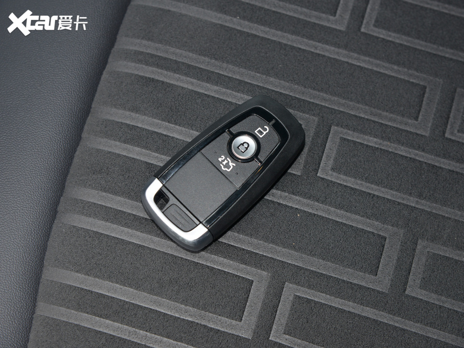 2022ɵϚW Ŀ EcoBoost 245 A 