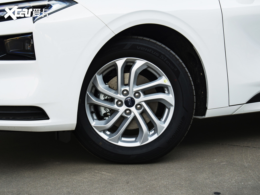 2022ɵϚW Ŀ EcoBoost 245 r 