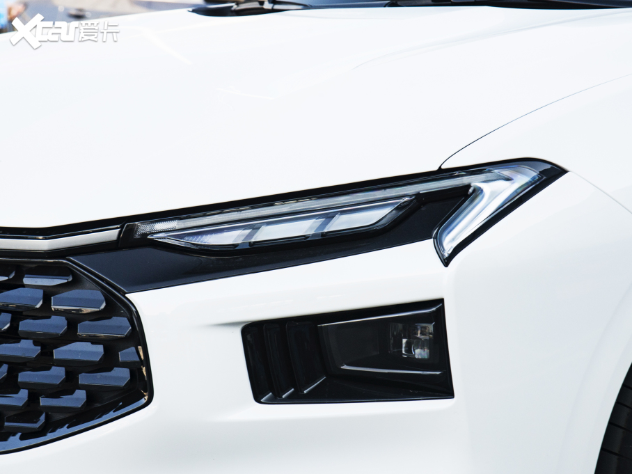 2022ɵϚW Ŀ EcoBoost 245 r 