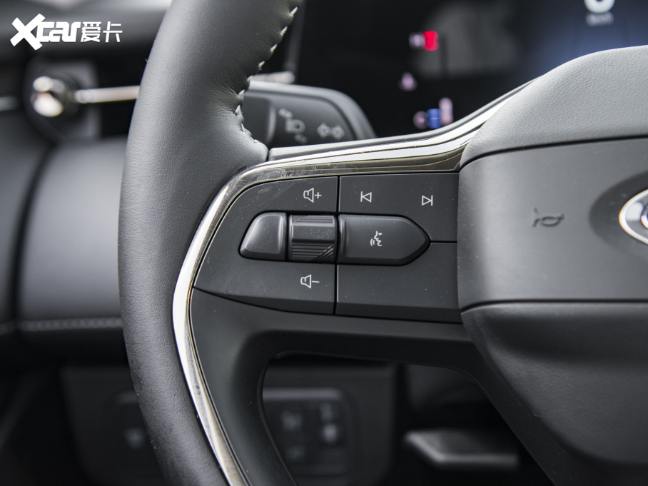 2022ɵϚW Ŀ EcoBoost 245 r 