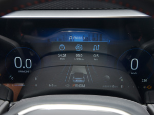 2022Ŀ EcoBoost 245 ST-Line п؅^(q)