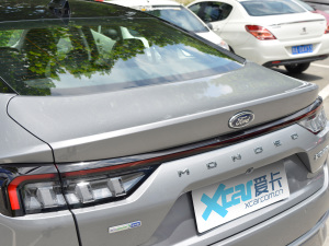 2022Ŀ EcoBoost 245 A  ^