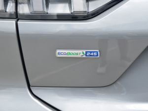 2022Ŀ EcoBoost 245 A  ^