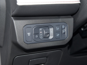 2022Ŀ EcoBoost 245 A  п؅^