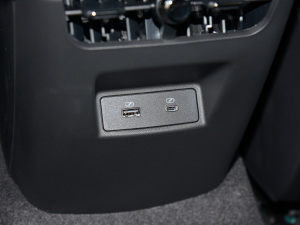 2022Ŀ EcoBoost 245 A  п؅^