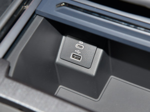 2022Ŀ EcoBoost 245   g