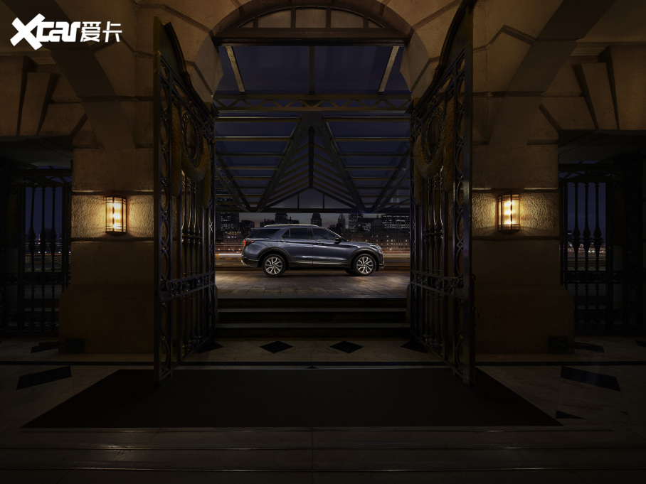 2022̽U EcoBoost 285 ST-LINE 6