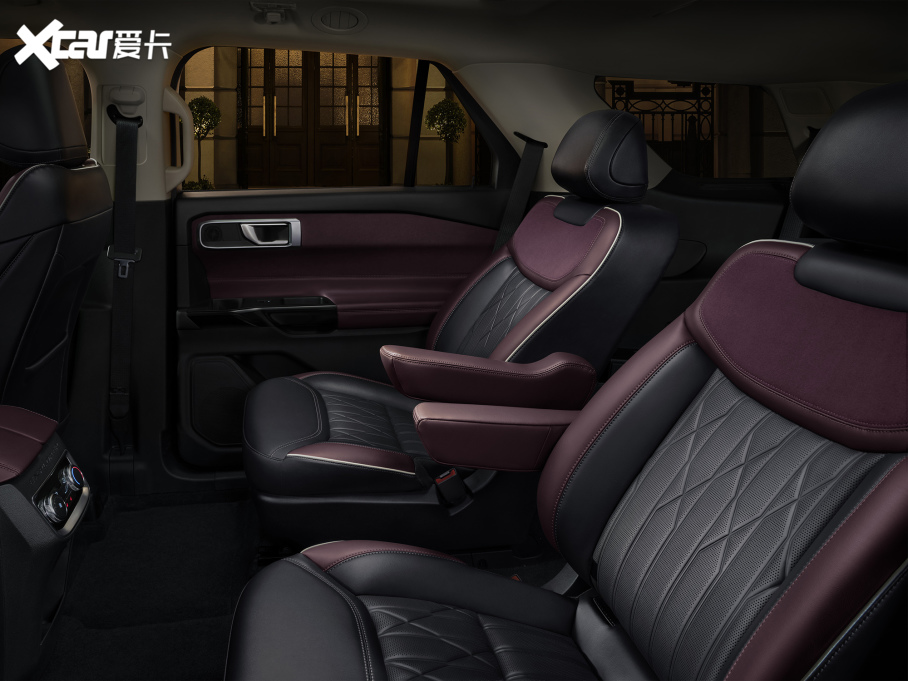 2022̽U EcoBoost 285 ST-LINE 6