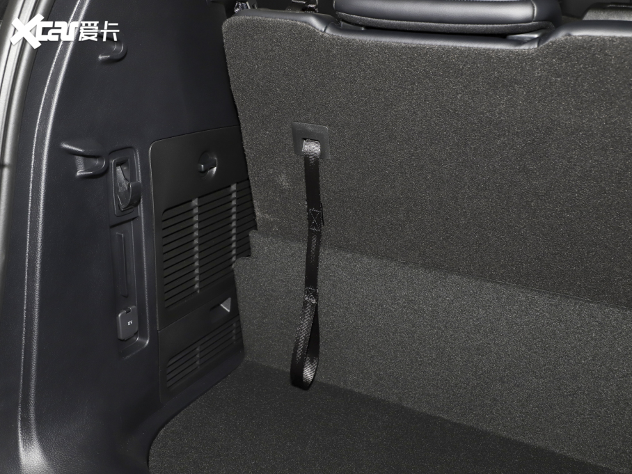 2022J PLUS EcoBoost 245 KJ 7