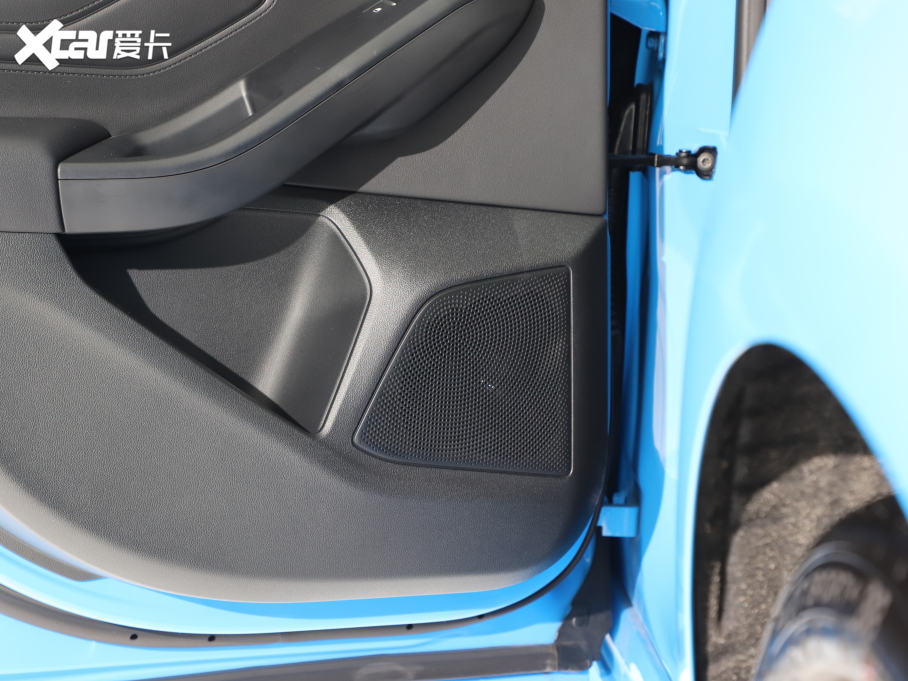 2022˹  EcoBoost 180 ԄST Line