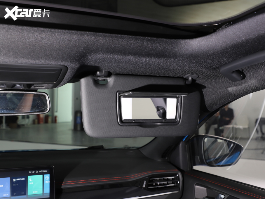 2022˹  EcoBoost 180 ԄST Line