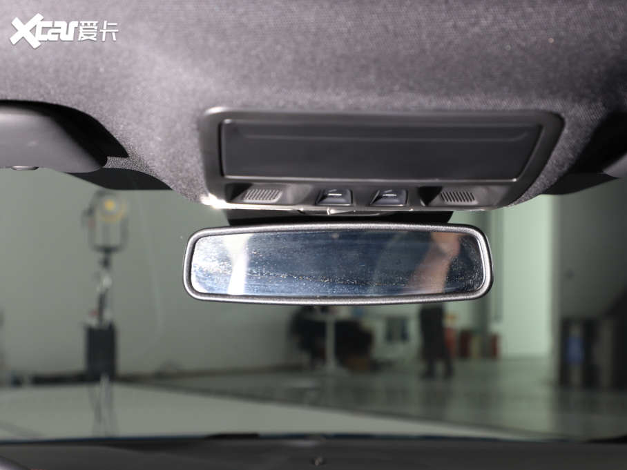 2022˹  EcoBoost 180 ԄST Line