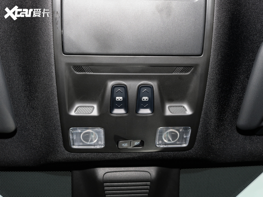 2022˹  EcoBoost 180 ԄS