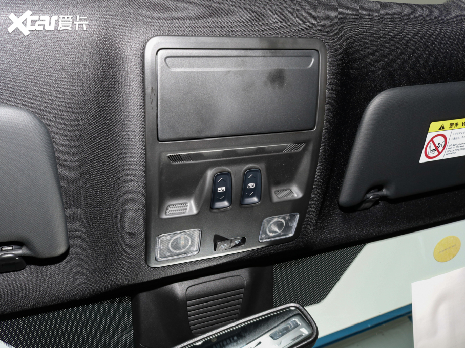 2022˹  EcoBoost 180 ԄS