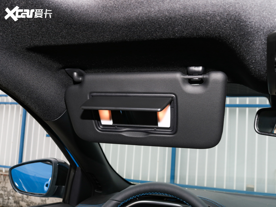 2022˹  EcoBoost 180 ԄS